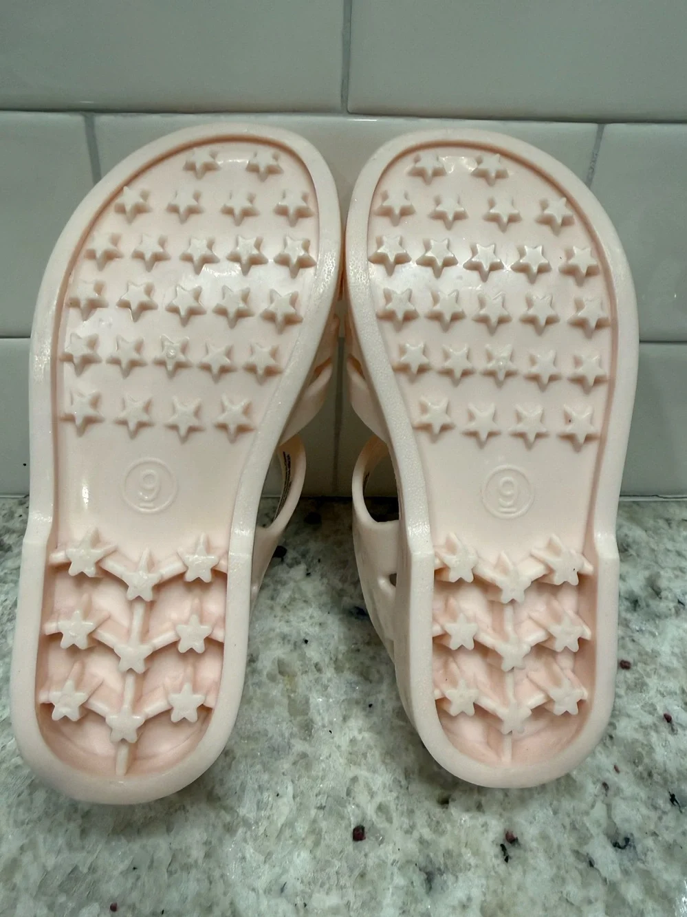 3/15* Kids Jelly Sandals in Pale Pink Size 9